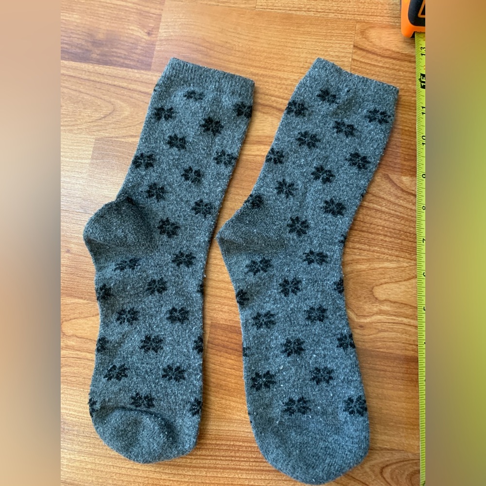 Free item: ankle socks